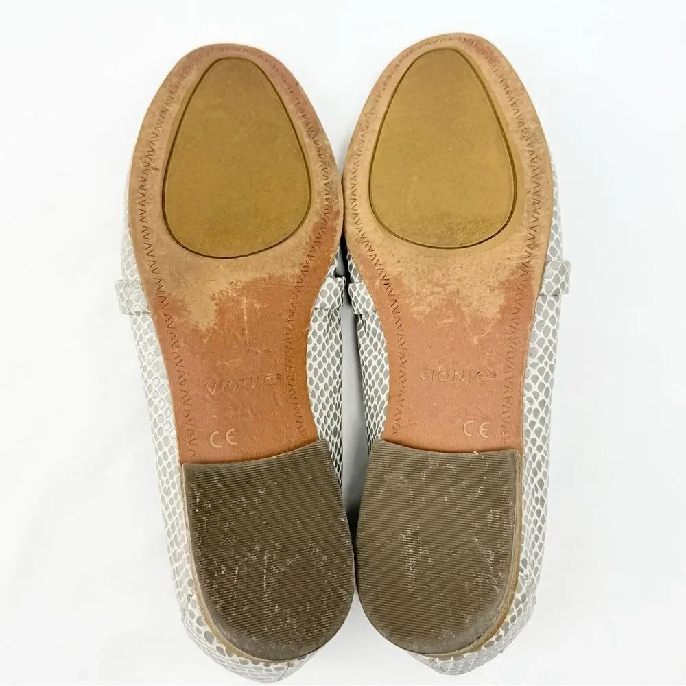 Vionic ZANA Gray Tan Lizard Print Slip On Orthotic Loafer Flats